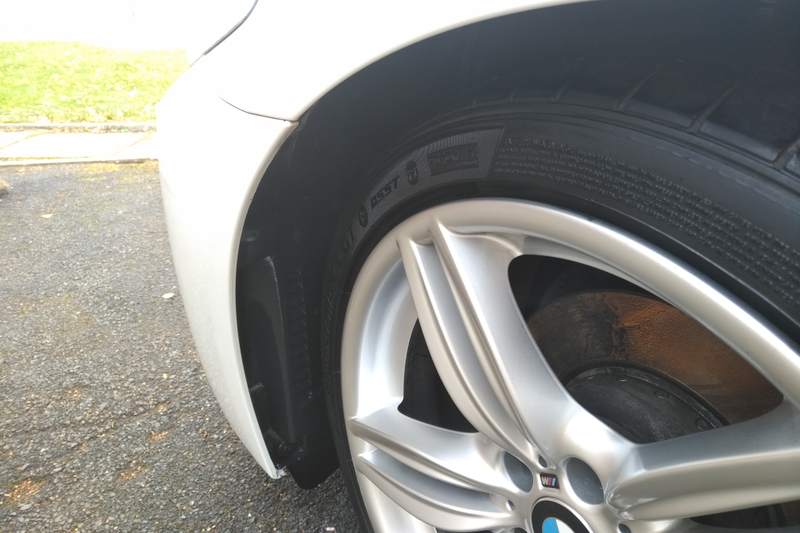 Dressed wheel arches (only dressed the front of the front wheel arches as the rest are carpeted) .